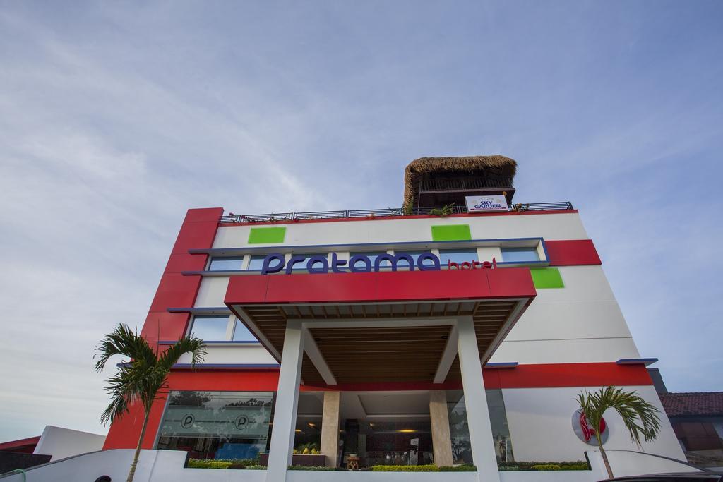 Pratama Hotel & Convention Mataram Bagian luar foto