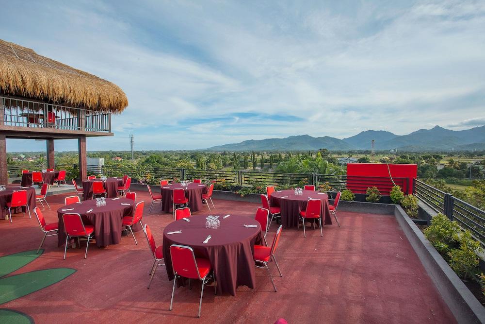 Pratama Hotel & Convention Mataram Bagian luar foto