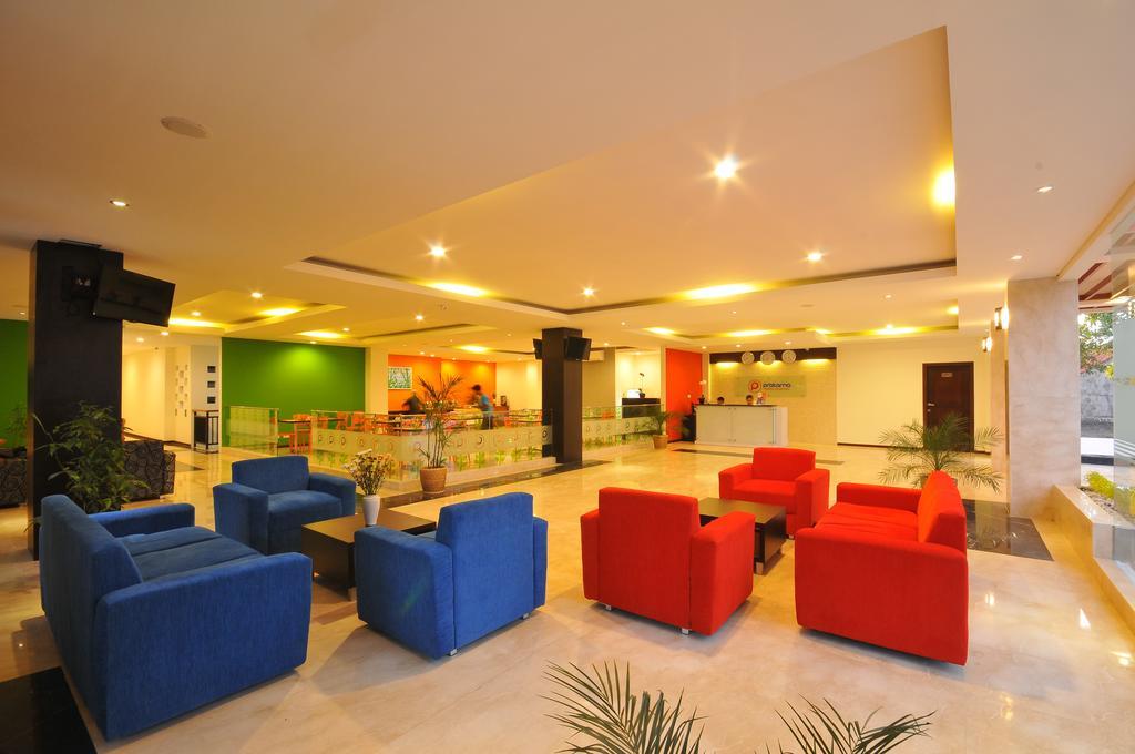 Pratama Hotel & Convention Mataram Bagian luar foto